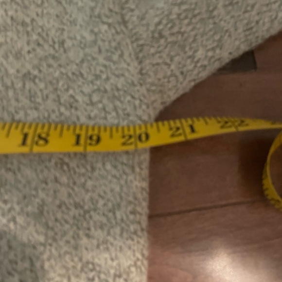 Lulu's long oversized cardigan - Picture 7 of 8